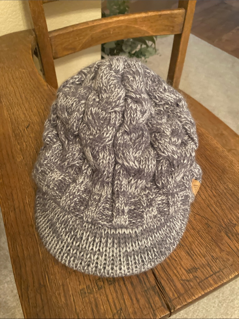 adidas Unisex Pageboy Style Winter Knit Cap/Hat Like New!